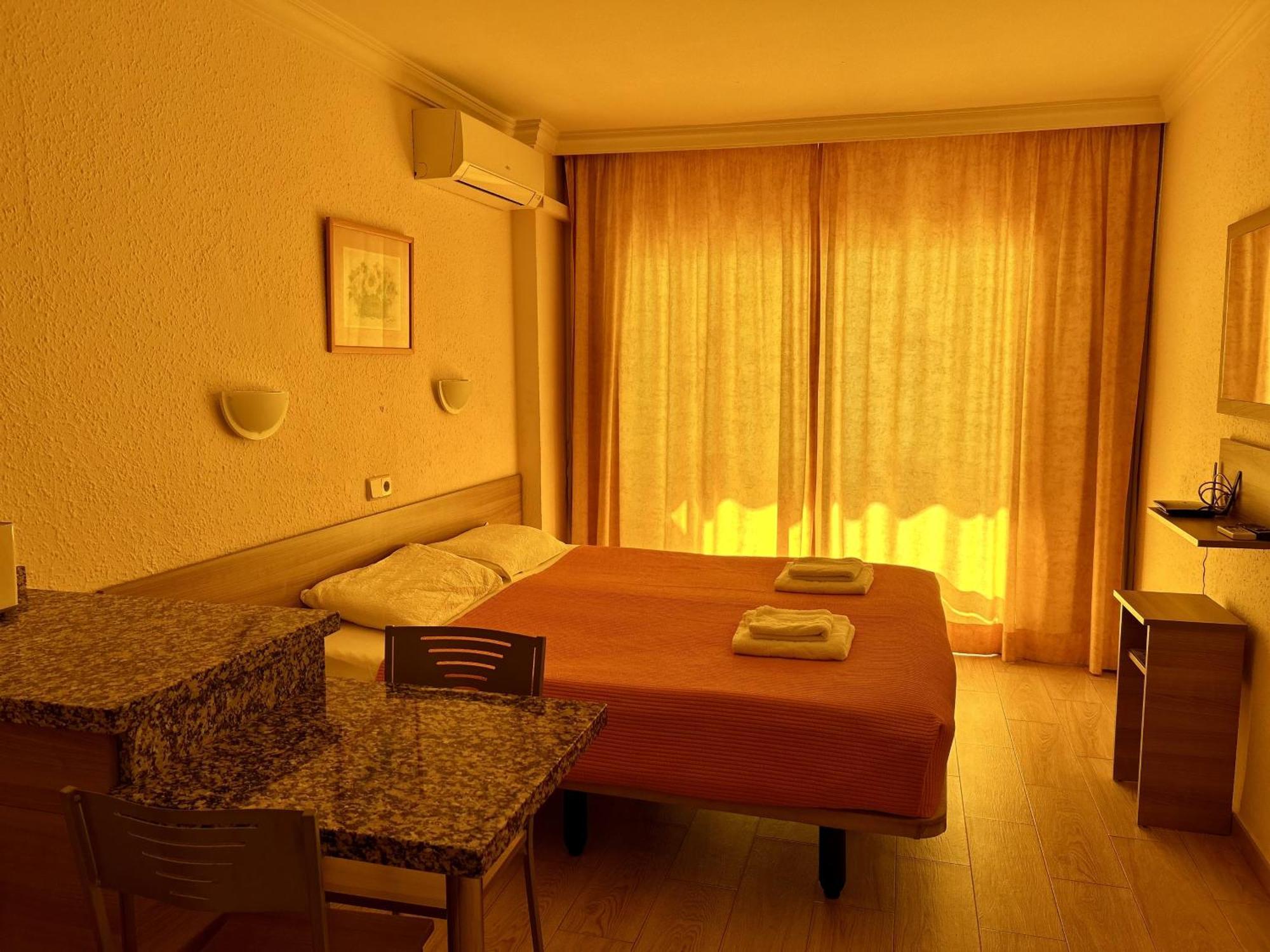 Stella Maris Estrella Del Mar Ecobeach Fuengirola Ngoại thất bức ảnh